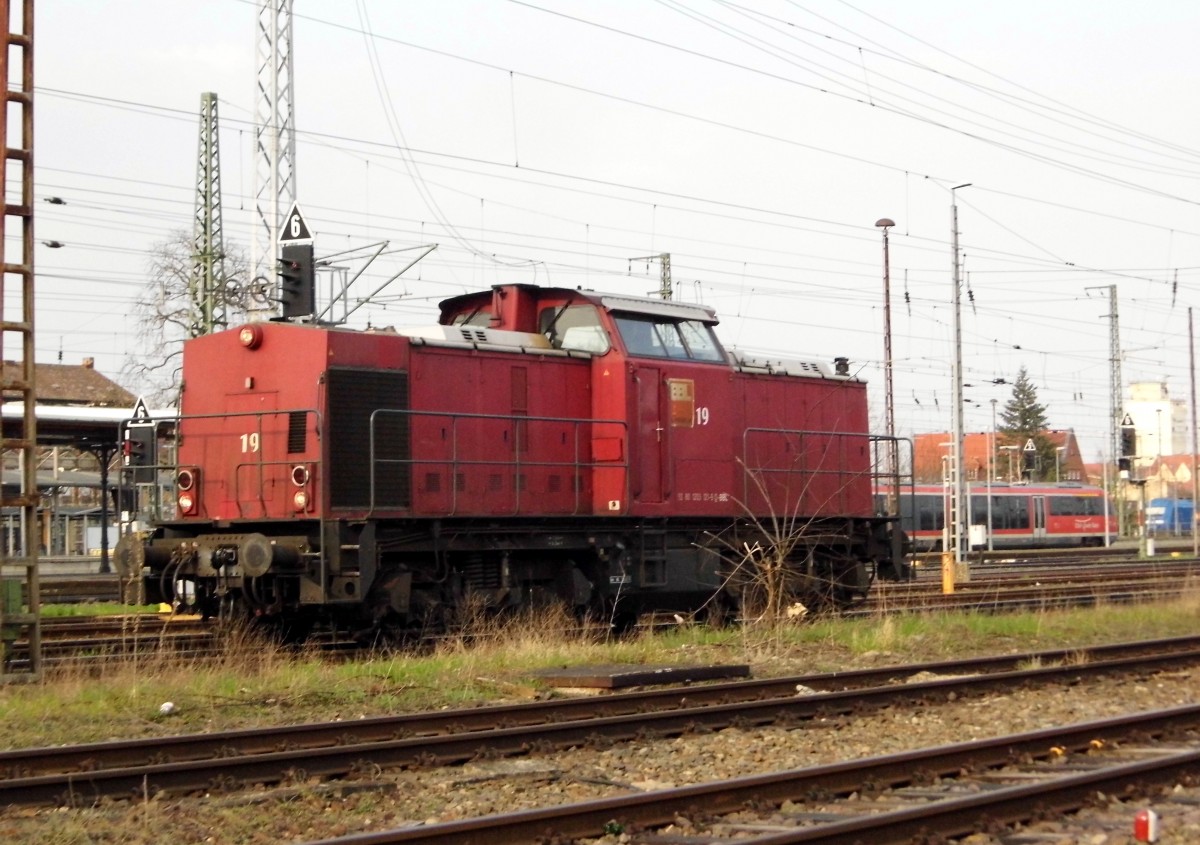 10.04.2015 fuhr die   203 121-9 als BBL Lok 19 aus Stendal  nach Magdeburg .