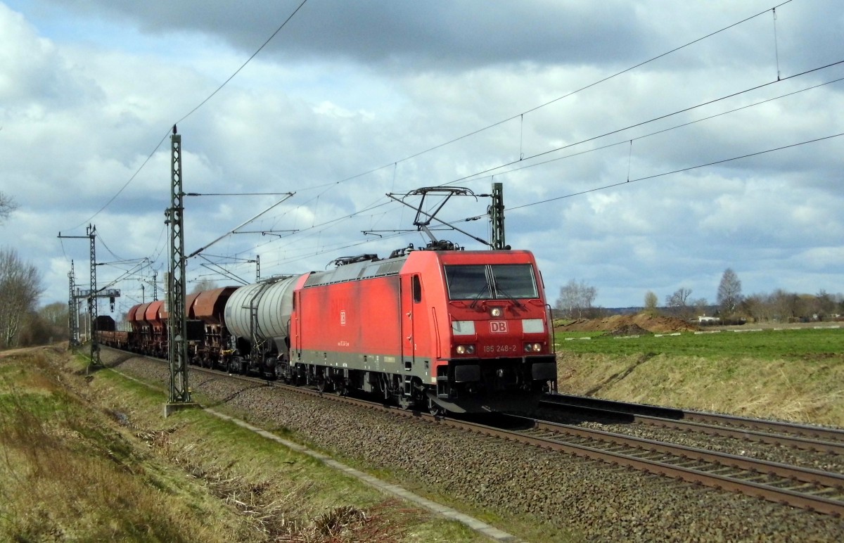 Am 02.04.2015 kam die 185 248-2 von der DB aus Richtung Hannover und fuhr weiter in Richtung Stendal .