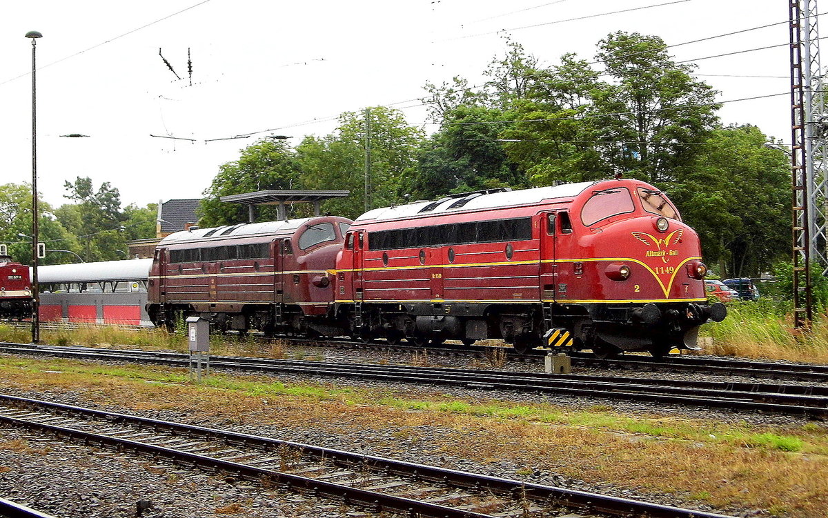 Am 02.07.2016 Rangierfahrt von der 1149 (227 008-0) von  Altmark-Rail und  die  227 004-9 Nr 1138 von der CLR - Cargo Logistik Rail-Service GmbH in Stendal .