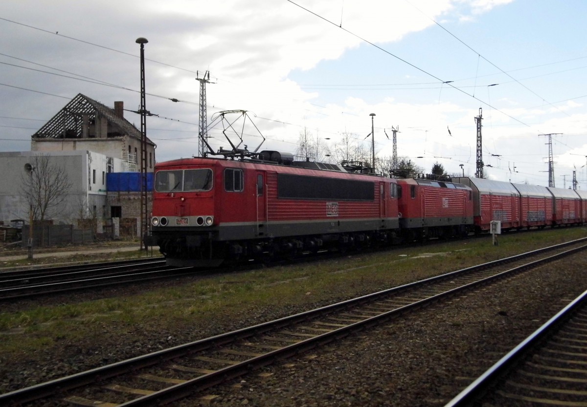 Am 03.04.2015 kamen MEG 708(155 046)und die MEG 607(143 310)   aus Richtung Wittenberge nach Stendal und fuhr weiter nach Magdeburg.
