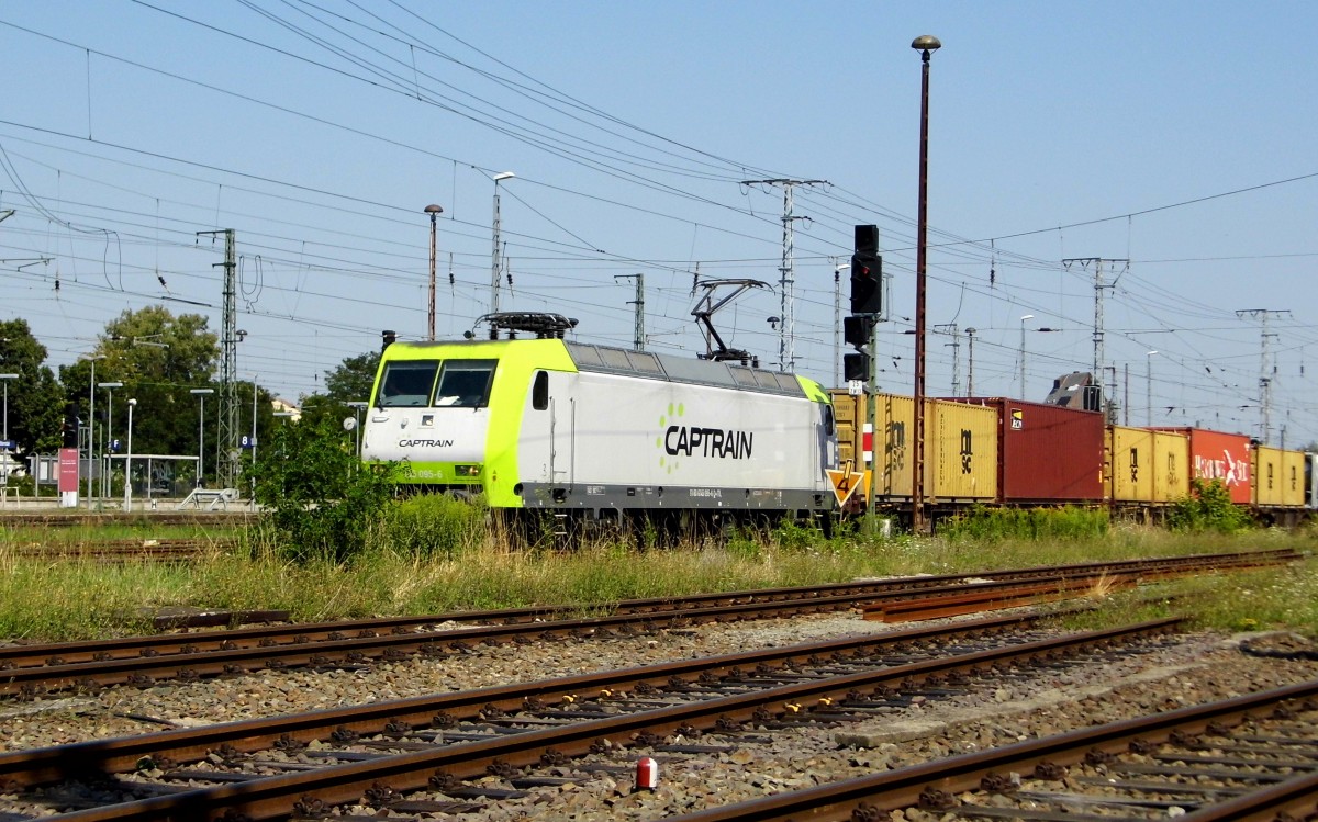 Am 03.08.2015 kam die 145 095-6 von der CAPTRAIN (ITL) aus Richtung Magdeburg nach Stendal und fuhr weiter in Richtung Salzwedel .