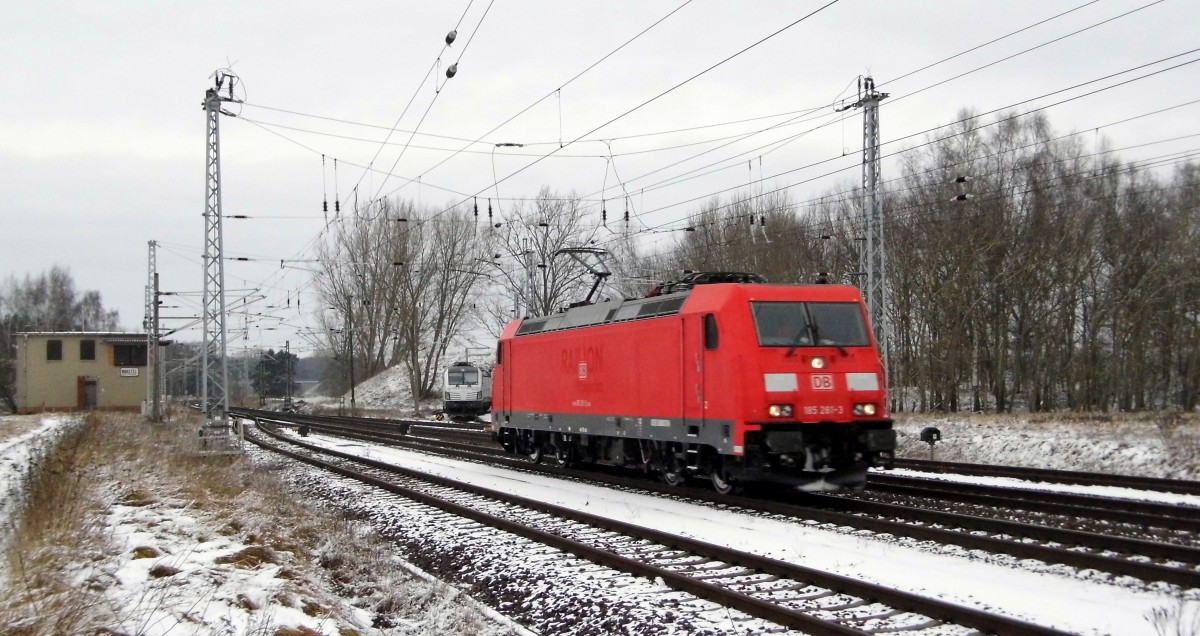 Am 04.02.2015 kam die 185 281-3 von der DB aus Richtung  Wittenberge und fuhr weiter in Richtung Stendal .