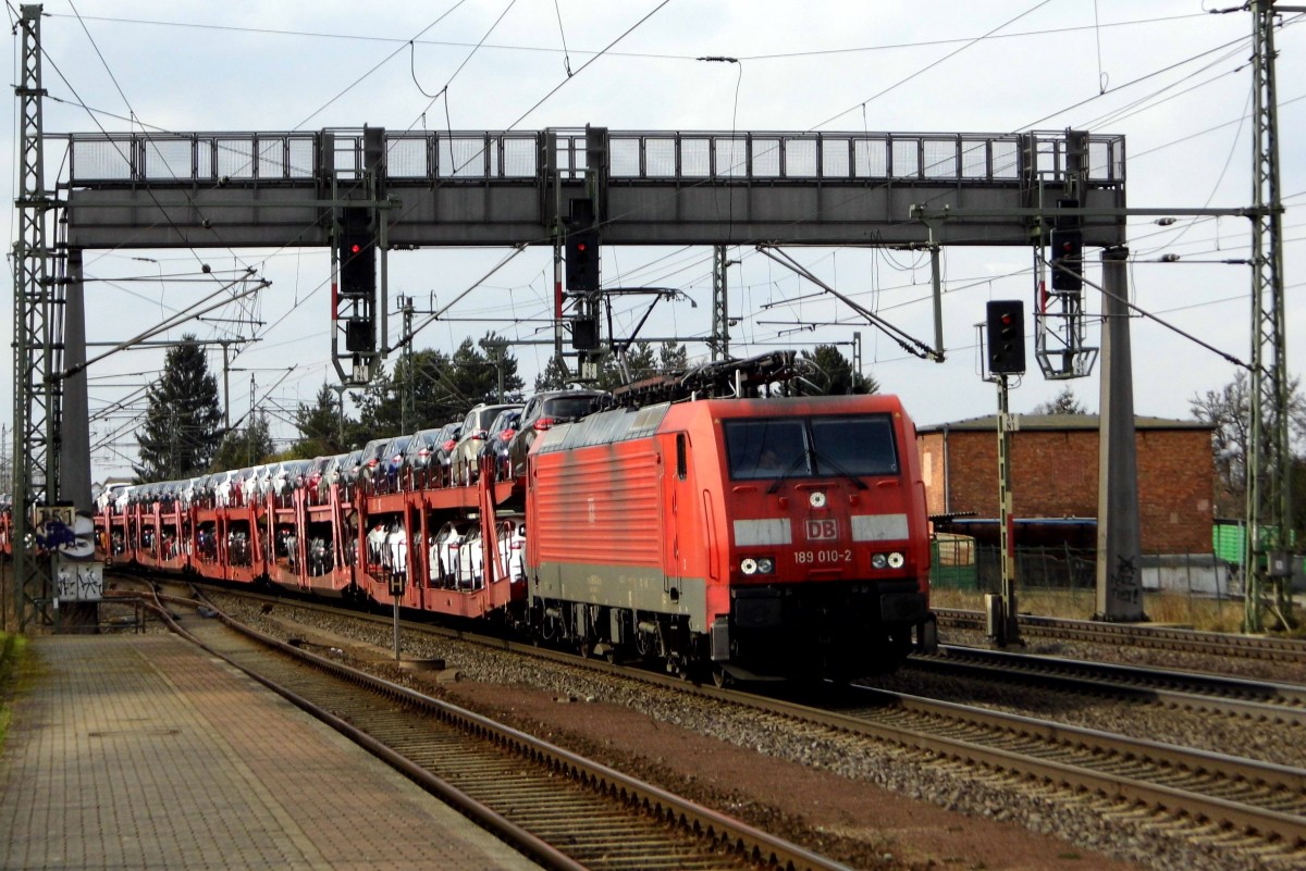 Am 04.03.2016 kam die 189 010-2 von der DB Schenker aus Richtung Braunschweig nach Niederndodeleben und fuhr weiter in Richtung Magdeburg .