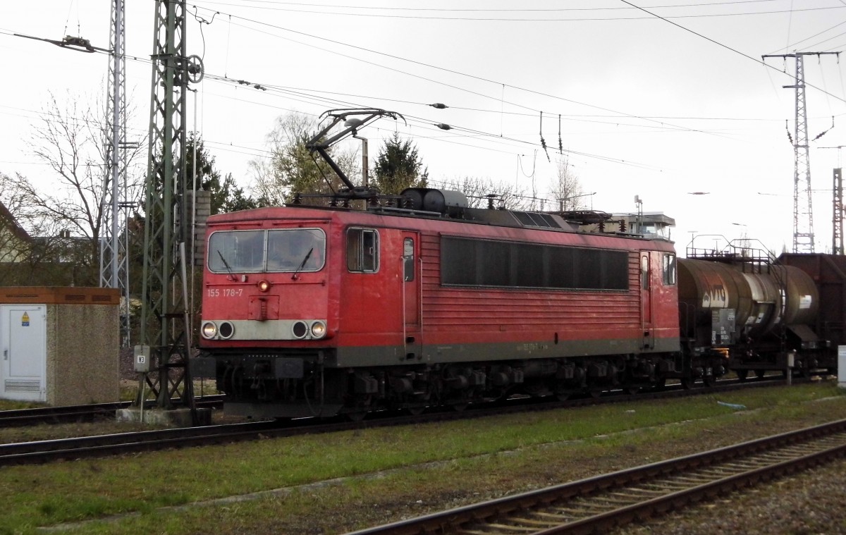 Am 04.04.2015 kam die 155 178-7 von der DB aus Richtung Hannover nach Stendal und fuhr weiter in Richtung Magdeburg .