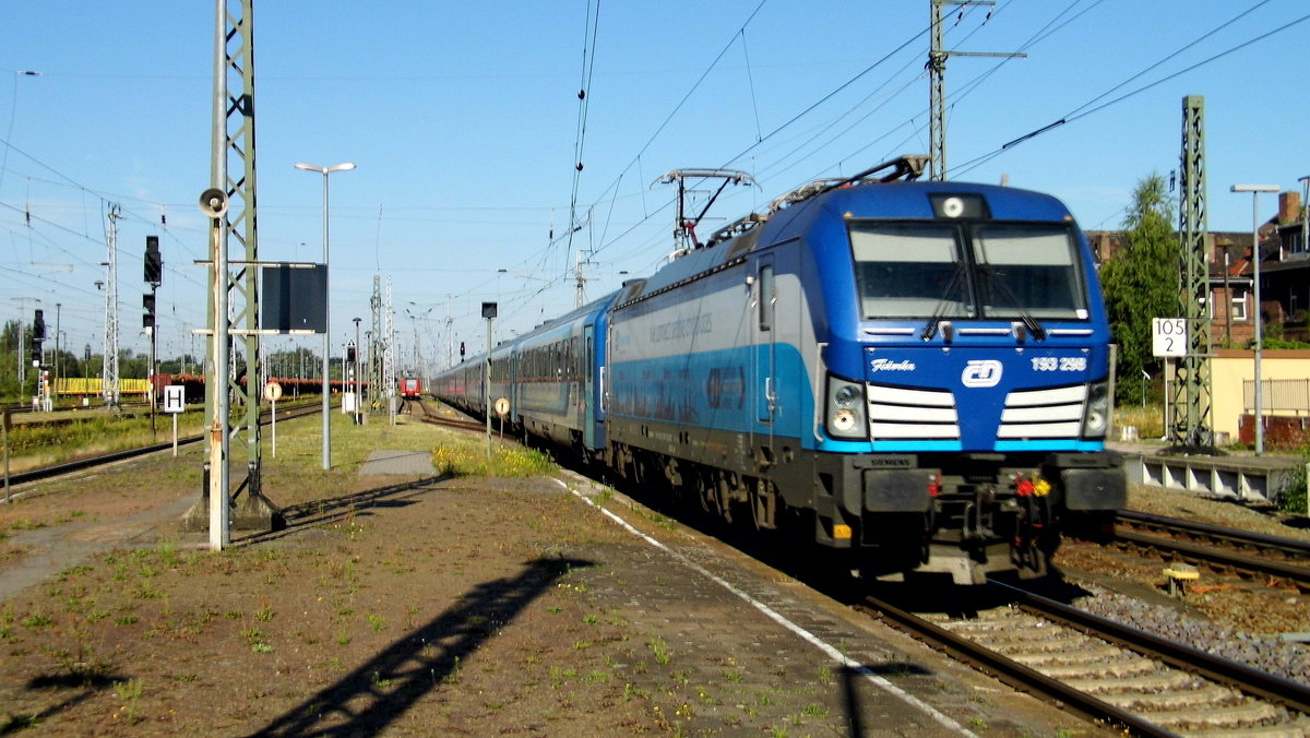 Am 04.07.2018 kam die 193 289-6 von der ČD - České dráhy a.s., Praha (ELL)  aus Richtung Salzwedel nach Stendal und fuhr weiter in Richtung Berlin .
