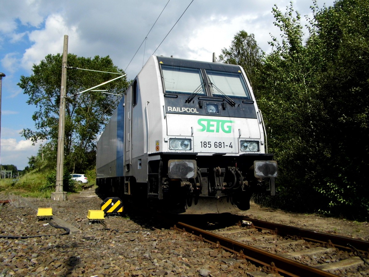 Am 04.08.2015 war  die 185 681-4 von der SETG (Railpool) in Borstel abgestellt .
