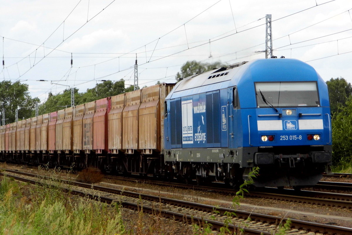 Am 04.08.2017 fuhr die 253 015-8 von der PRESS von Niedergörne nach Borstel und weiter nach Stendal.
