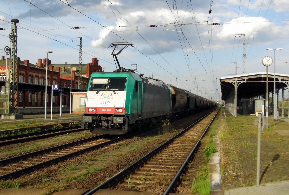 Am 05.05.2015 kam die E 186 131 von der ITL aus Richtung Magdeburg nach Stendal und fuhr weiter in Richtung Salzwedel .