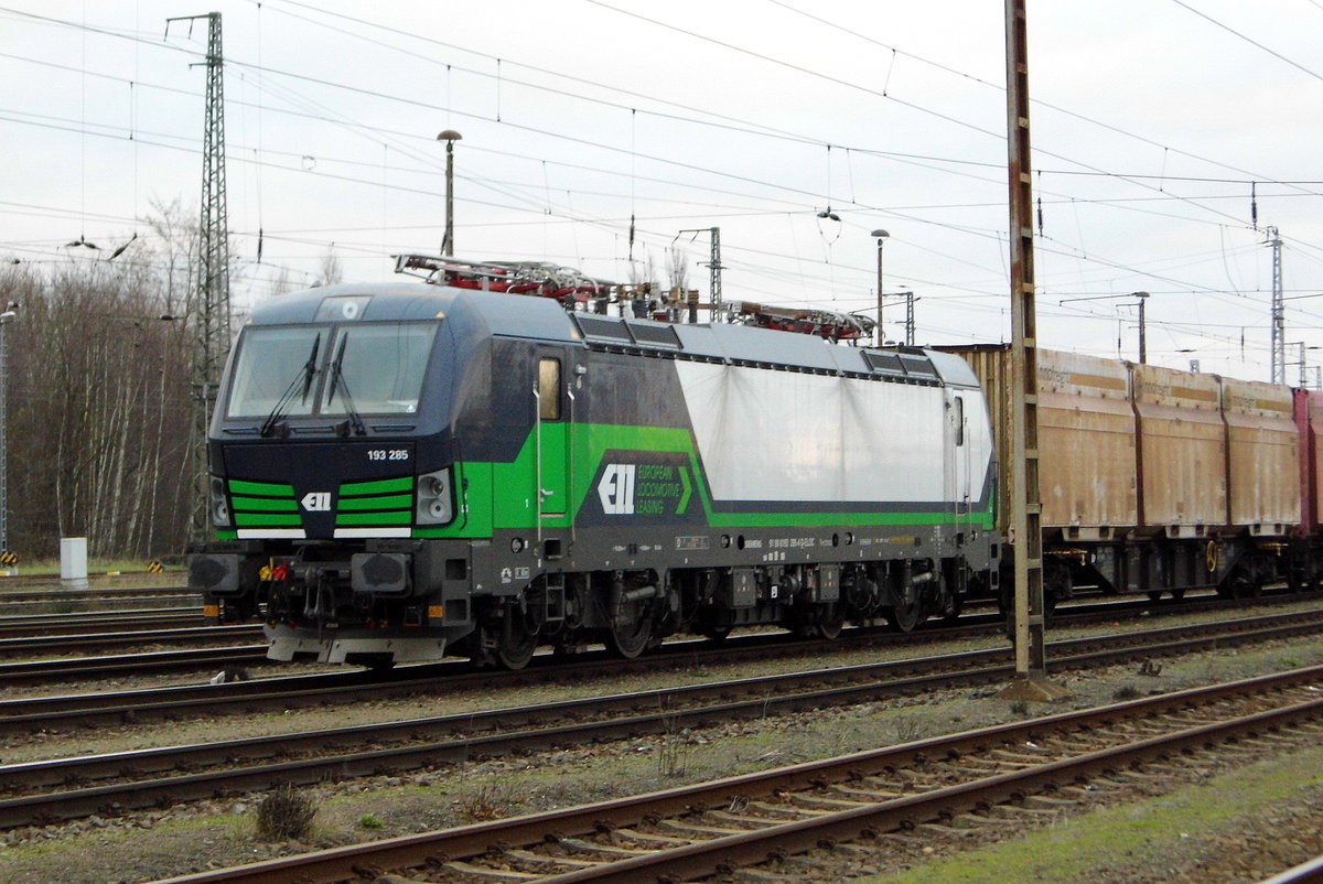 Am 07.12.2017 war die 193 285-4 von der SETG (ELL) in Stendal abgestellt.