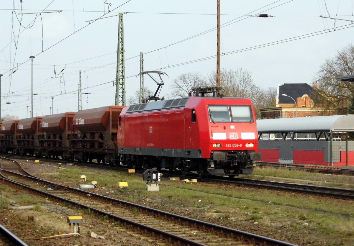 Am 10.04.2015 kam die 145 056-8 von der DB aus Richtung Magdeburg nach Stendal und fuhr weiter in Richtung Hannover .