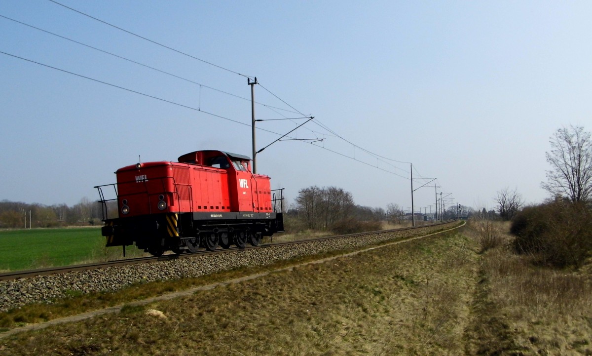 Am 10.04.2015 kam  die  346 674-5 von der WFL   aus Richtung Stendal und fuhr weiter in Richtung Salzwedel .