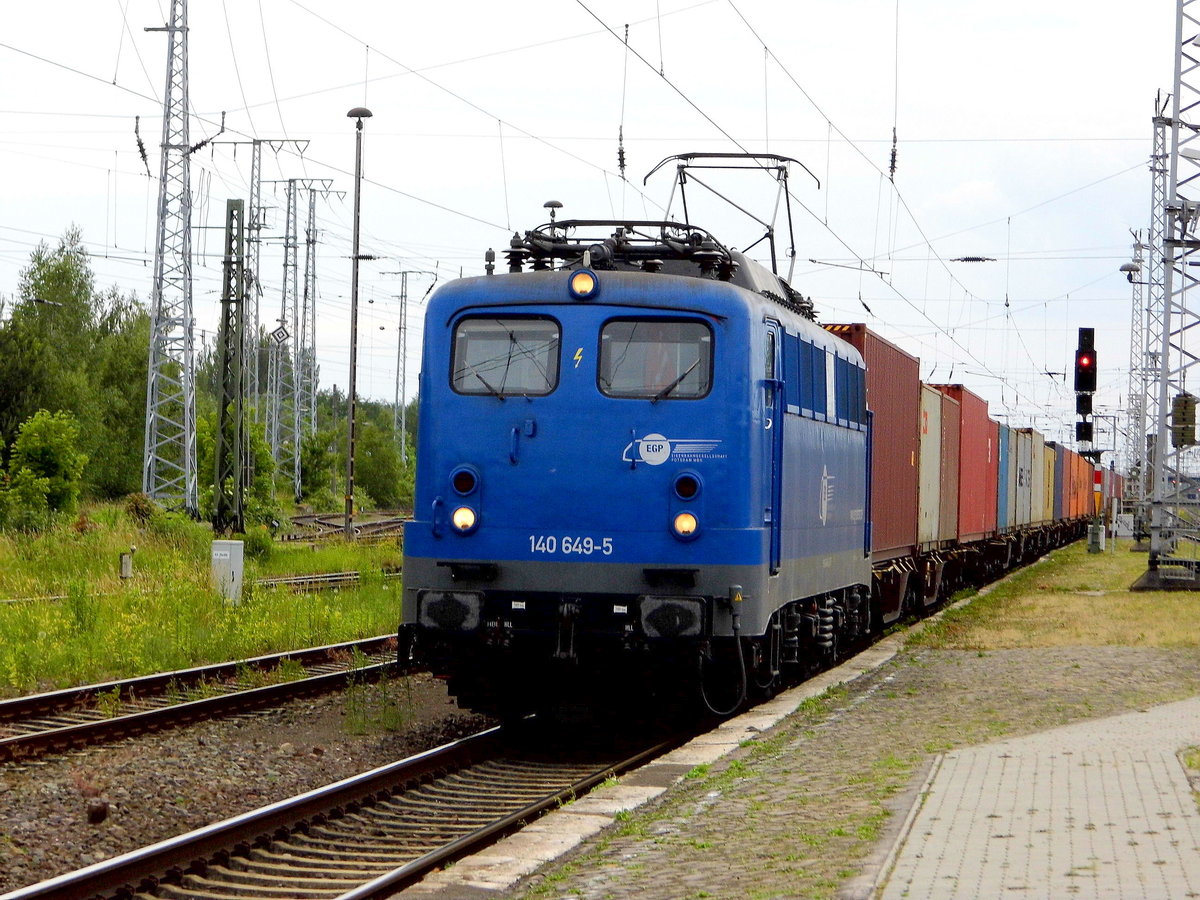 Am 10.06.2017 kam die 140 649-5 von der EGP aus Richtung Salzwedel nach Stendal und fuhr weiter in Richtung Magdeburg .