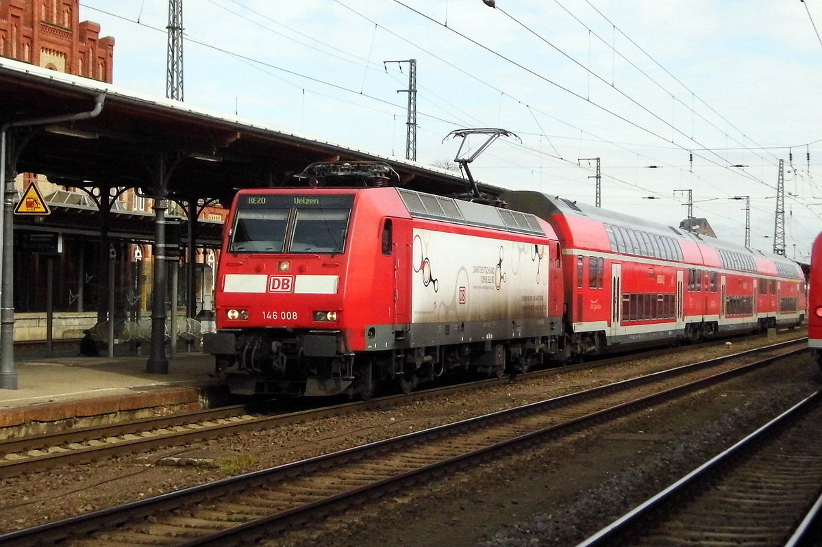 Am 11.03.2017 kam die 146 008 von DB Regio aus Richtung Magdeburg nach Stendal und fuhr weiter in Richtung Uelzen .
