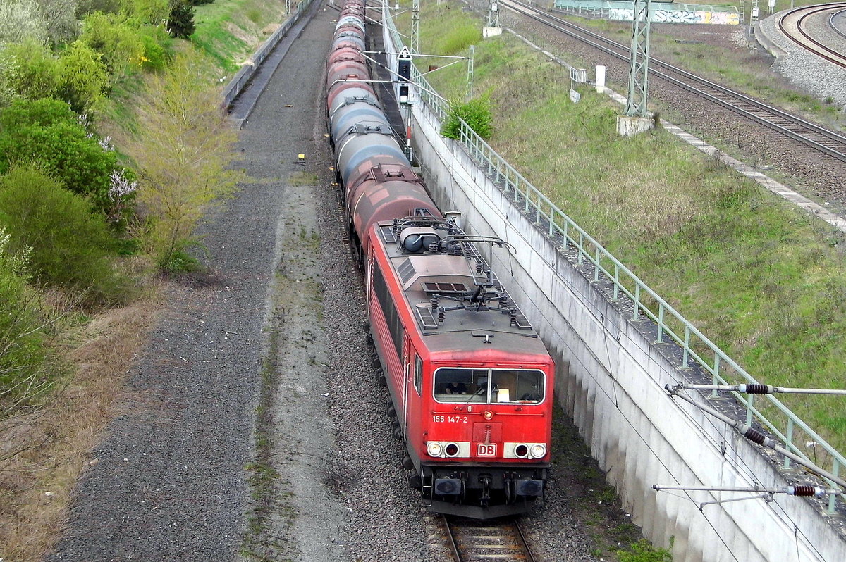 Am 11.04.2017 kam die 155 147-2 von der  DB Cargo AG, aus Richtung Braunschweig nach Stendal .