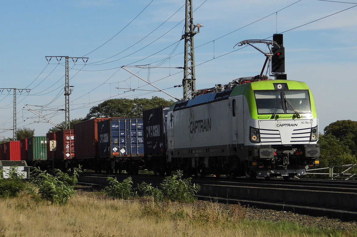 Am 11.09.2018 kam die 193 784-6 von CAPTRAIN aus Richtung Stendal und fuhr weiter in Richtung Salzwedel.