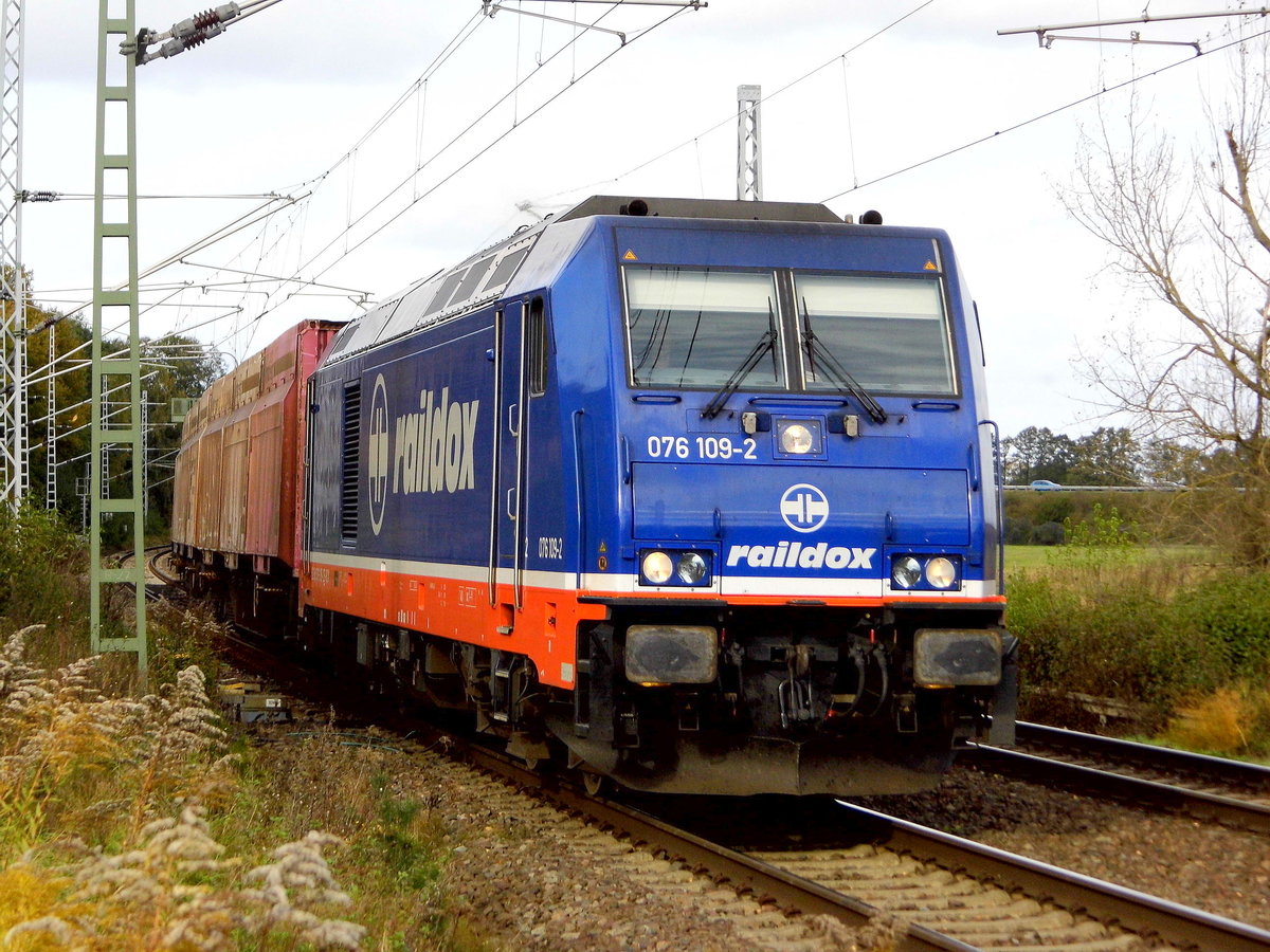 Am 12.10.2017 fuhr die 076 109-2 von Raildox von Niedergörne nach Borstel  und  weiter nach Stendal .