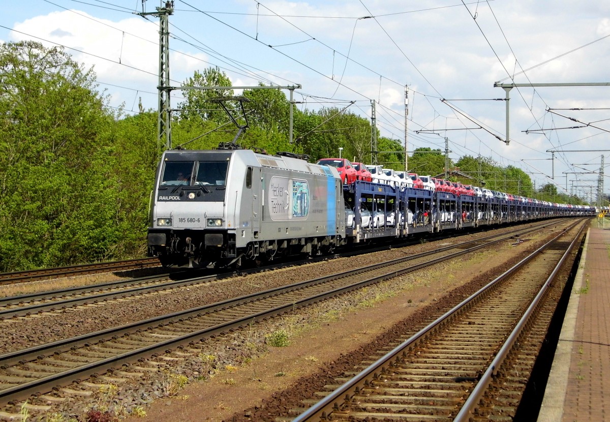Am 13.05.2015 kam die  185 680-6 von der Rurtalbahn Cargo (Railpool)  aus Richtung Magdeburg nach Niederndodeleben und fuhr weiter in Richtung Braunschweig .