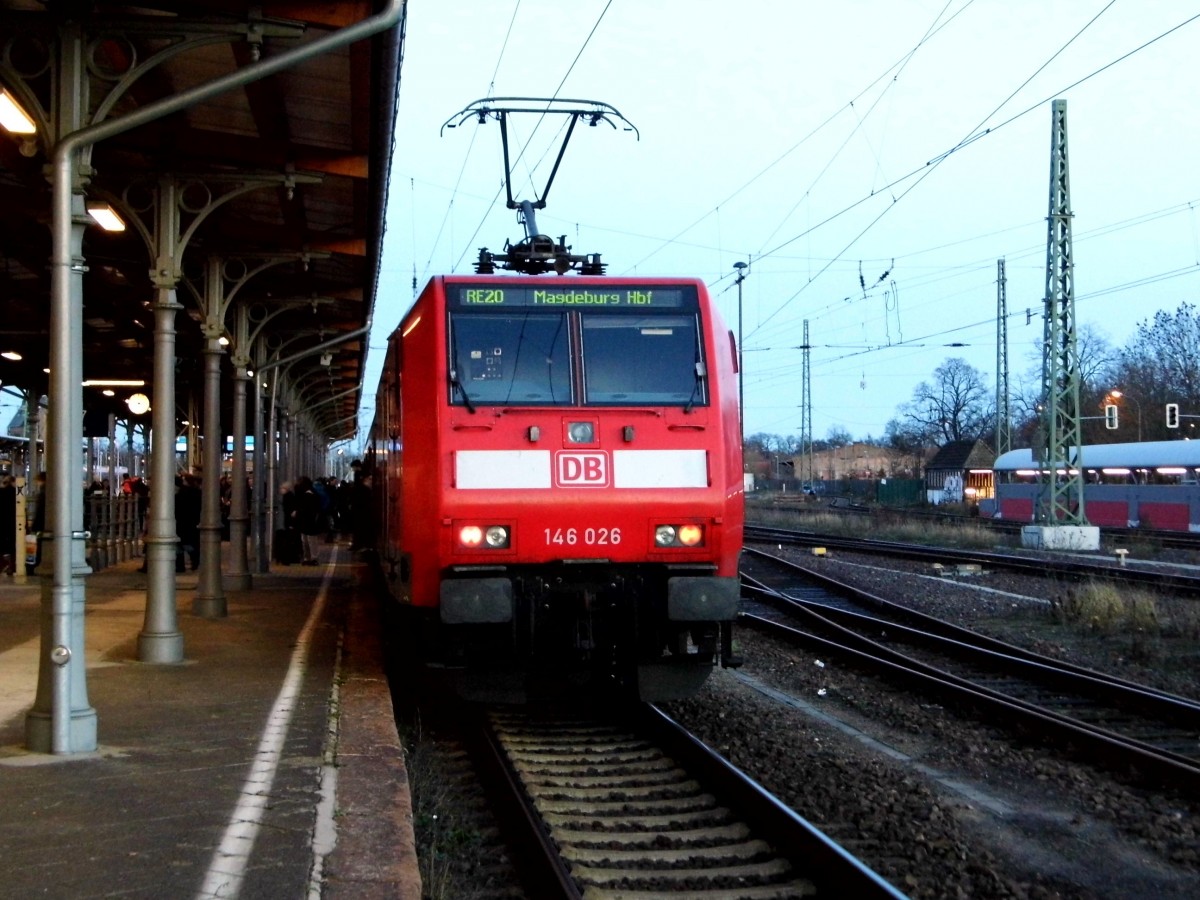 Am 13.12 2015 stand die 146 026 von der DB in Stendal .
