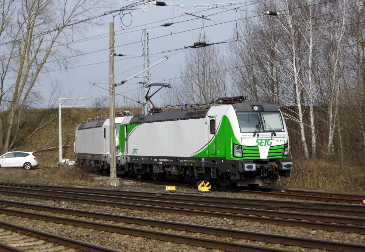 Am 14.03.2016 standen die 193 247-4 von der SETG (ELL)  und die 193 814-1 von der SETG (Railpool)  in Borstel   .