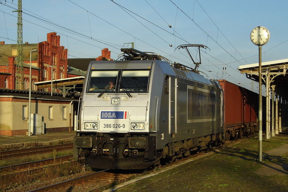 Am 14.10.2017 kam die 386 026-9 von METRANS aus Richtung Magdeburg nach Stendal und fuhr weiter in Richtung Salzwedel .