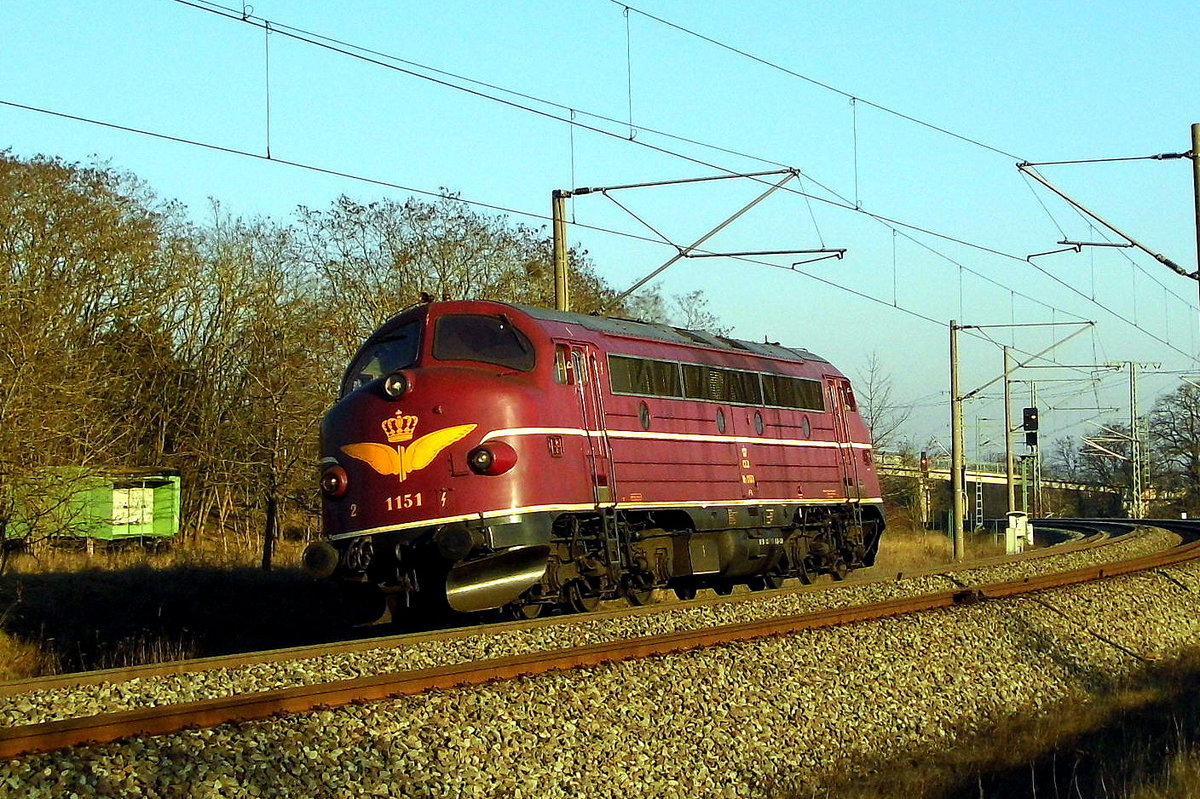 Am 15.02.2017 kam die  227 009-8 Nr 1151  von der CLR-Cargo Logistik Rail-Service  aus Richtung Stendal und fuhr nach Wittenberge .