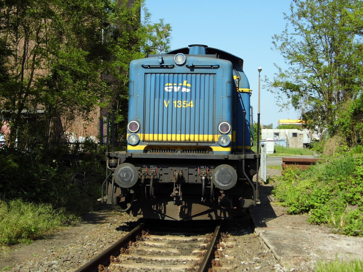 Am 15.05.2015 war die 213 341-1 V 1354 von der evb Logistik in Stendal abgestellt .