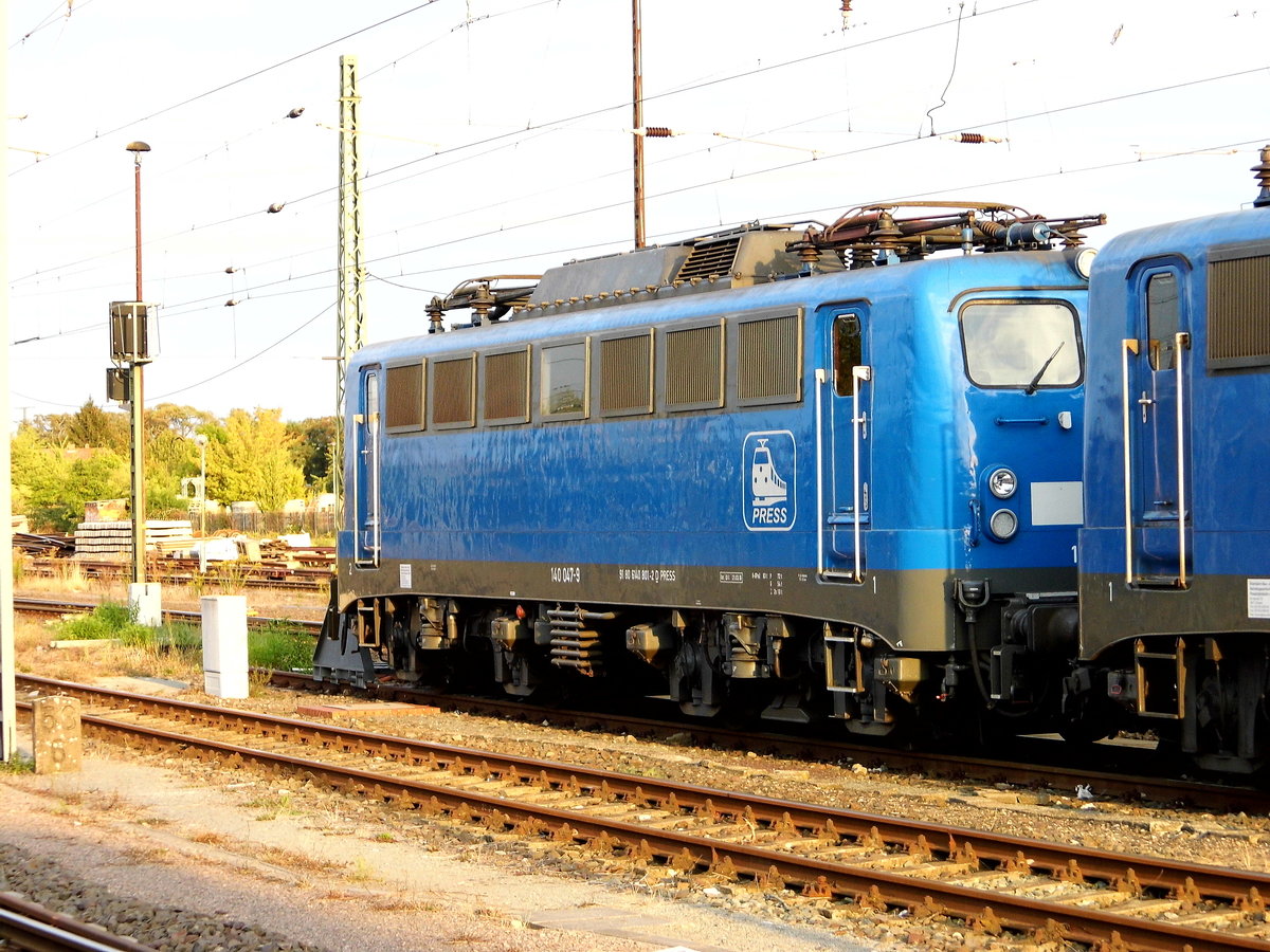Am 15.09.2018 war die 140 047-9 von der  PRESS in Stendal abgestellt.