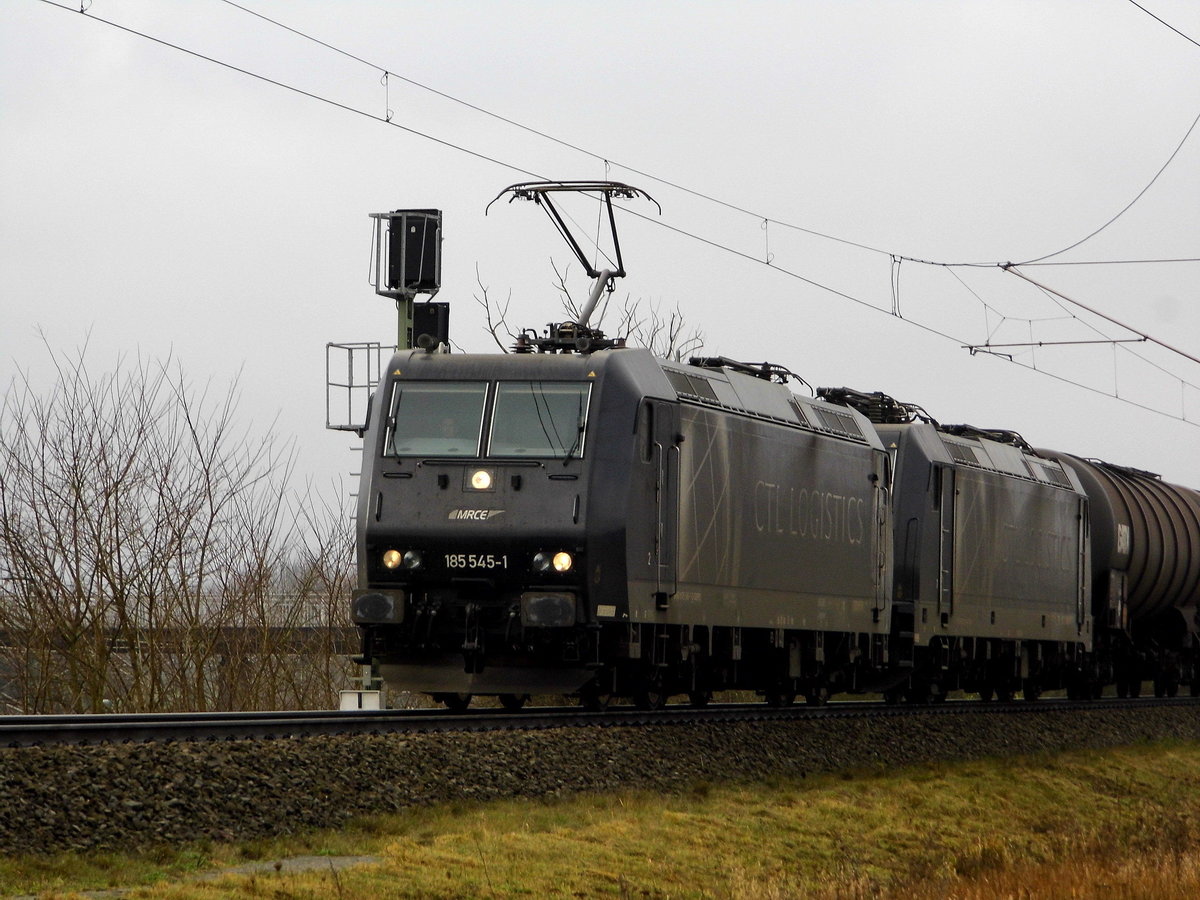 Am 15.12.2017 kam die 185 545-1 von  der  CTL Logistics GmbH, ( (MRCE Dispolok) aus Richtung Salzwedel und fuhr nach Stendal .