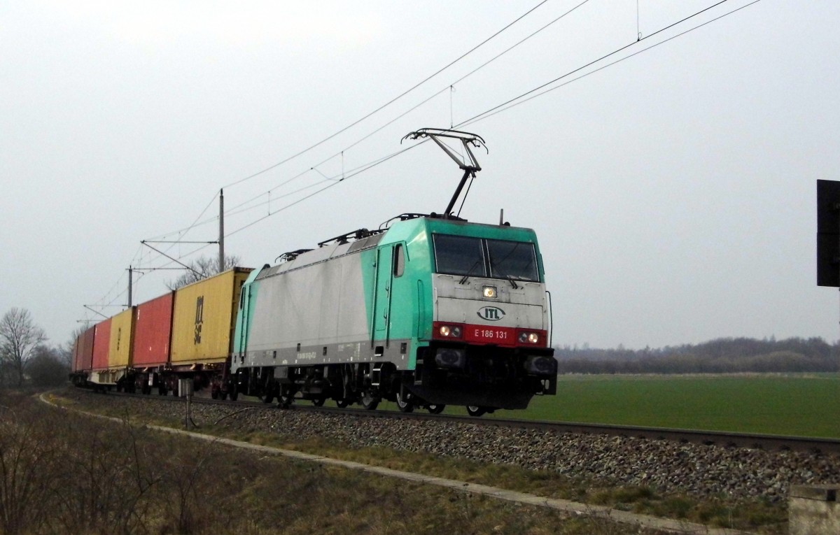 Am 16.03.2015 kam die E 186 131 von der ITL aus Richtung Salzwedel und fuhr nach Stendal.