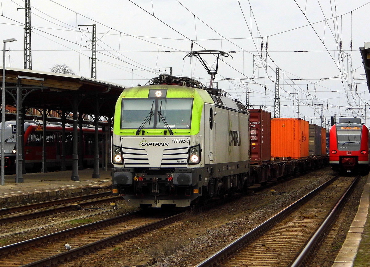 Am 17.03.2017 kam die 193 892-7 (Name: Jerome) von CAPTRAIN aus Richtung Magdeburg nach Stendal und fuhr weiter in Richtung Salzwedel .