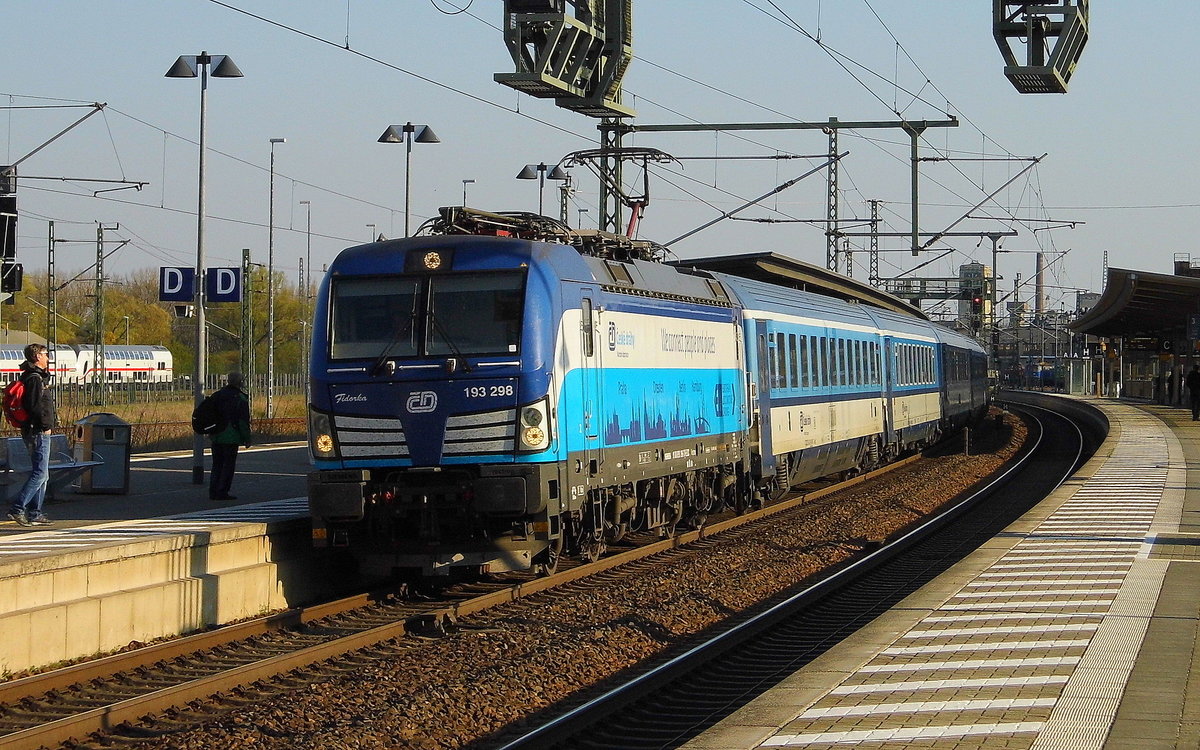 Am 17.04.2019 kam die 193 298-7 von der ČD - České dráhy a.s., Praha(ELL) aus Richtung Berlin nach Wittenberge und fuhr weiter in Richtung Hamburg.