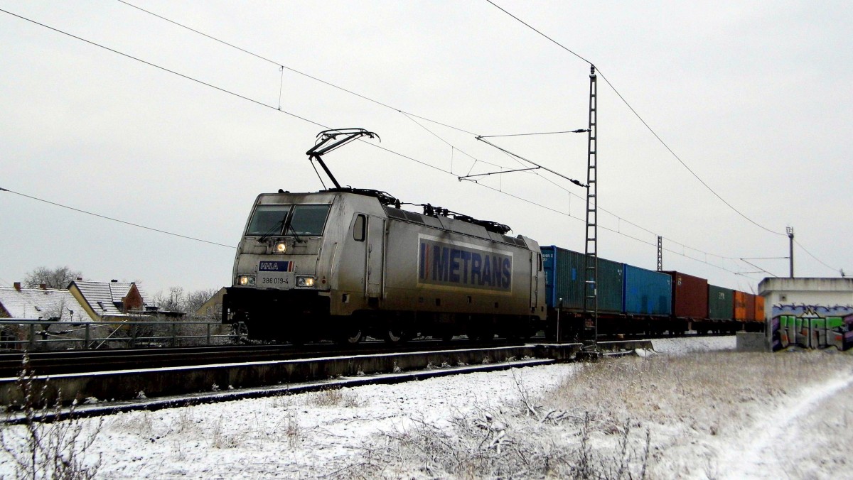 Am 18.02.2016 kam die 386 019-4 von METRANS aus Richtung Salzwedel und fuhr weiter in Richtung Stendal .
