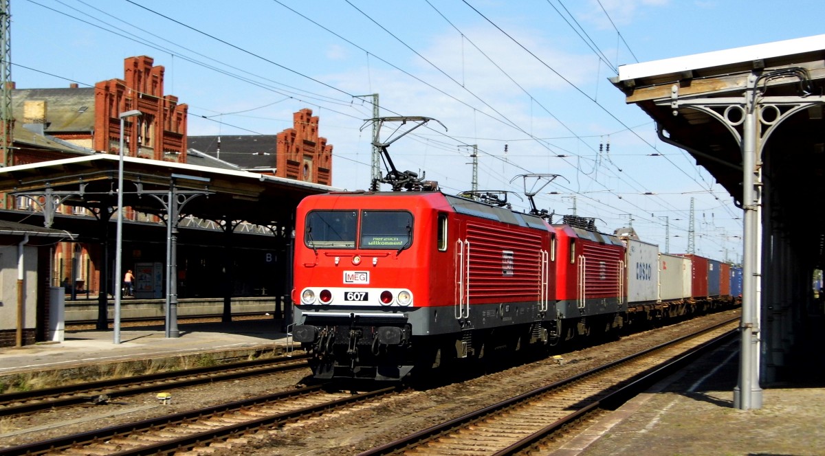Am 18.07.2015 kam die MEG 607 (143 310-1)  und die MEG 606 (143 864-7)  aus Richtung Magdeburg nach Stendal und fuhr weiter nach Wittenberge .