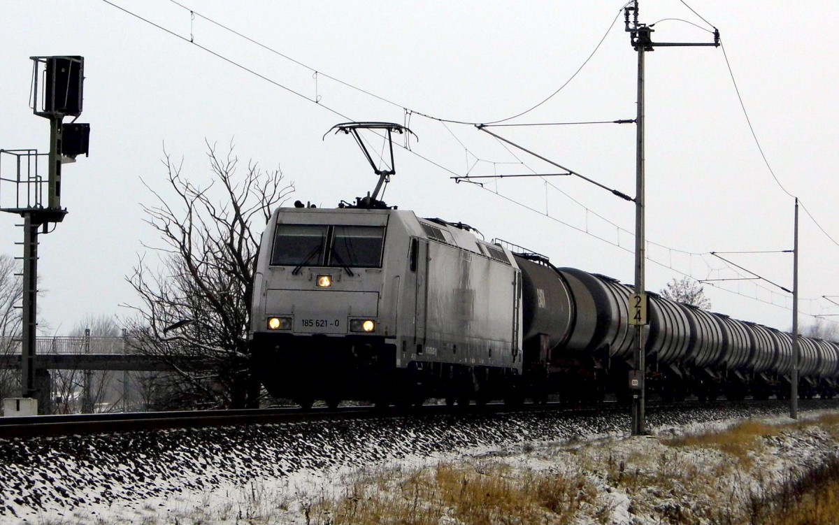 Am 20.01.2016 kam 185 621-0 von Railpool aus Richtung Salzwedel und fuhr weiter in Richtung Stendal . 