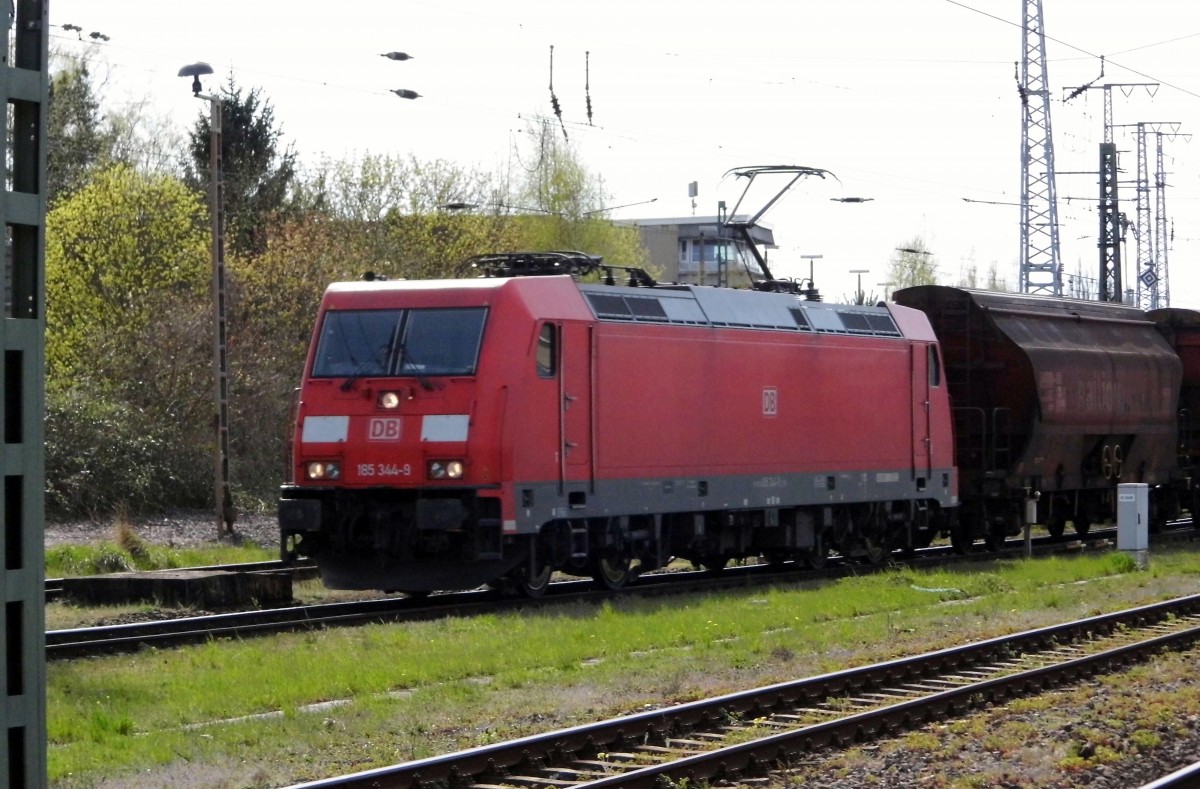 Am 20.04.2015 kam die 185 344-9 von der DB aus Richtung Wittenberge  nach Stendal und fuhr weiter in Richtung Magdeburg .