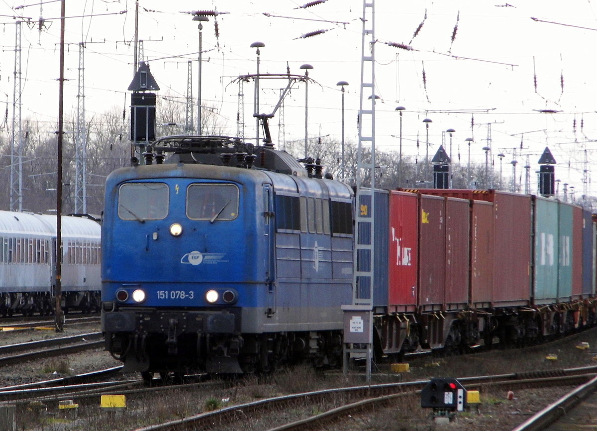 Am 21.03.2017 kam die 151 078-3 von der EGP aus Richtung Salzwedel nach Stendal und fuhr weiter in Richtung Magdeburg .