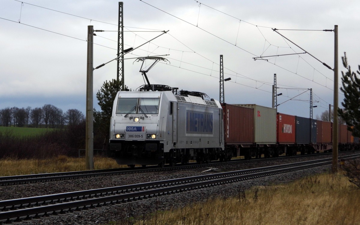 Am 22.03.2016 kam die  386 009-5 von METRANS aus der Richtung Stendal nach Demker und fuhr weiter in Richtung Magdeburg .