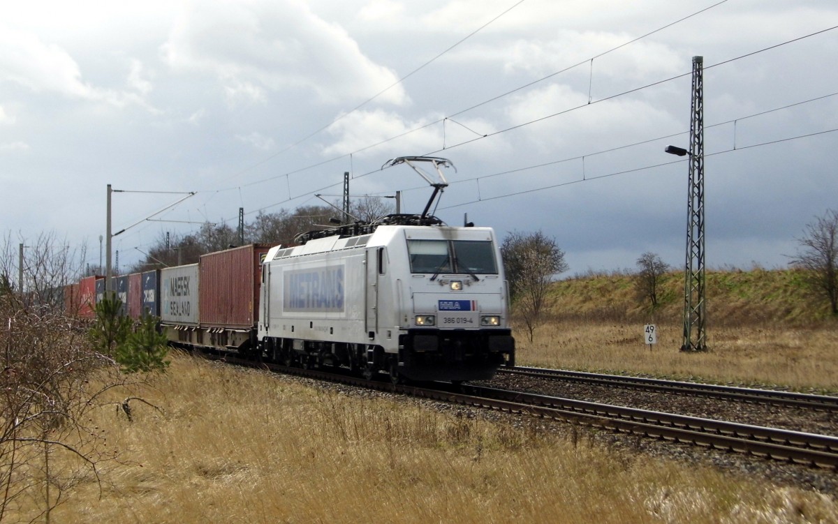 Am 22.03.2016 kam die  386 019-4 von METRANS aus der Richtung Magdeburg nach Demker und fuhr weiter in Richtung Stendal .