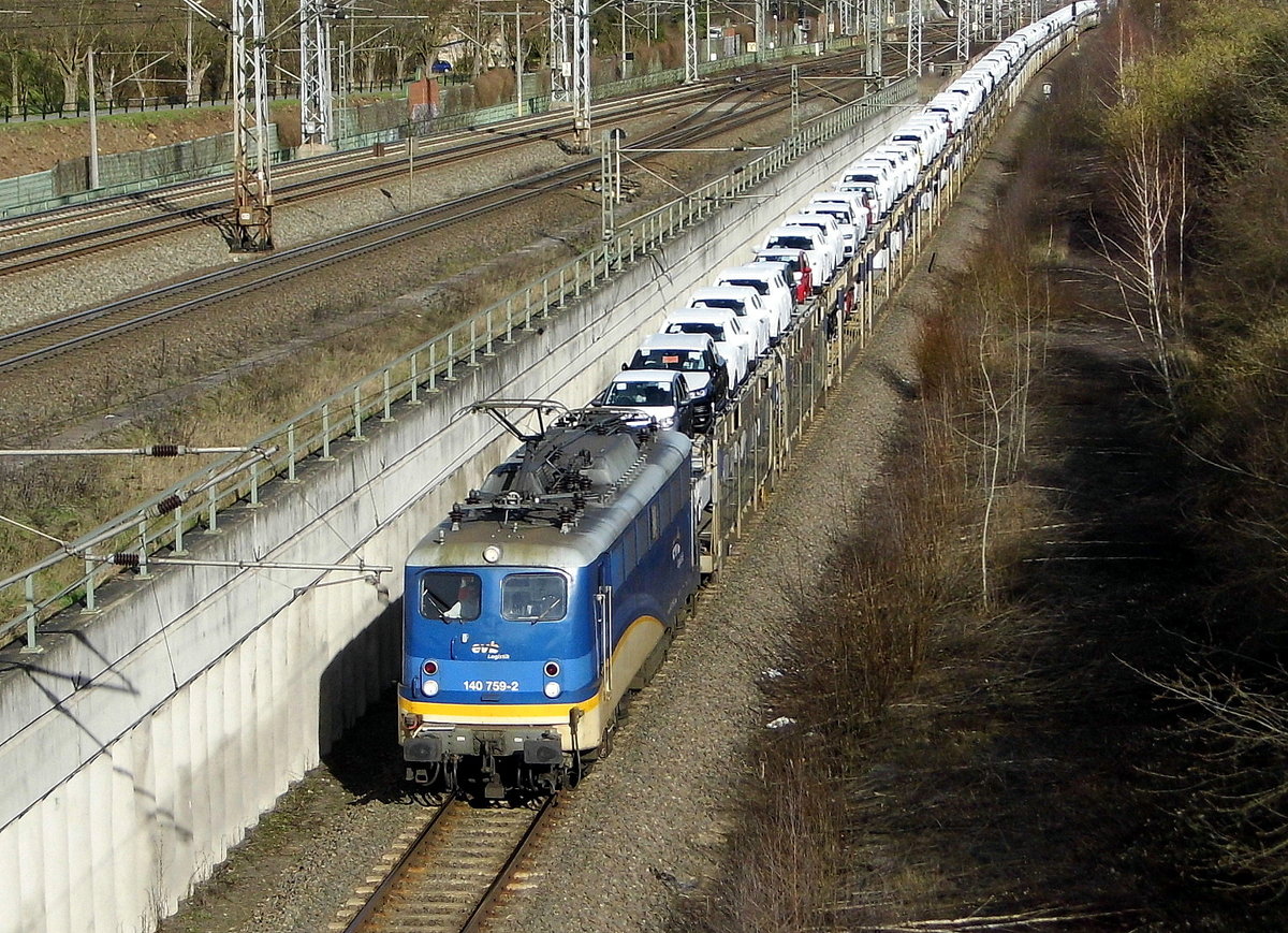 Am 22.03.2017 kam die  140 759-2 von der evb Logistik aus Richtung Stendal und fuhr weiter in Richtung Braunschweig .