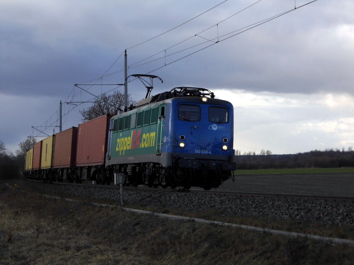 Am 23.02.2016 kam die 140 838-4 von der EGP aus Richtung  Salzwedel und fuhr weiter in Richtung Stendal .