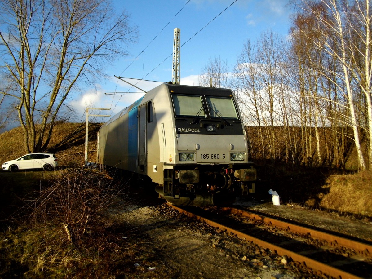 Am 23.02.2016 war die 185 690-5 von der SETG (Railpool) in Borstel abgestellt .