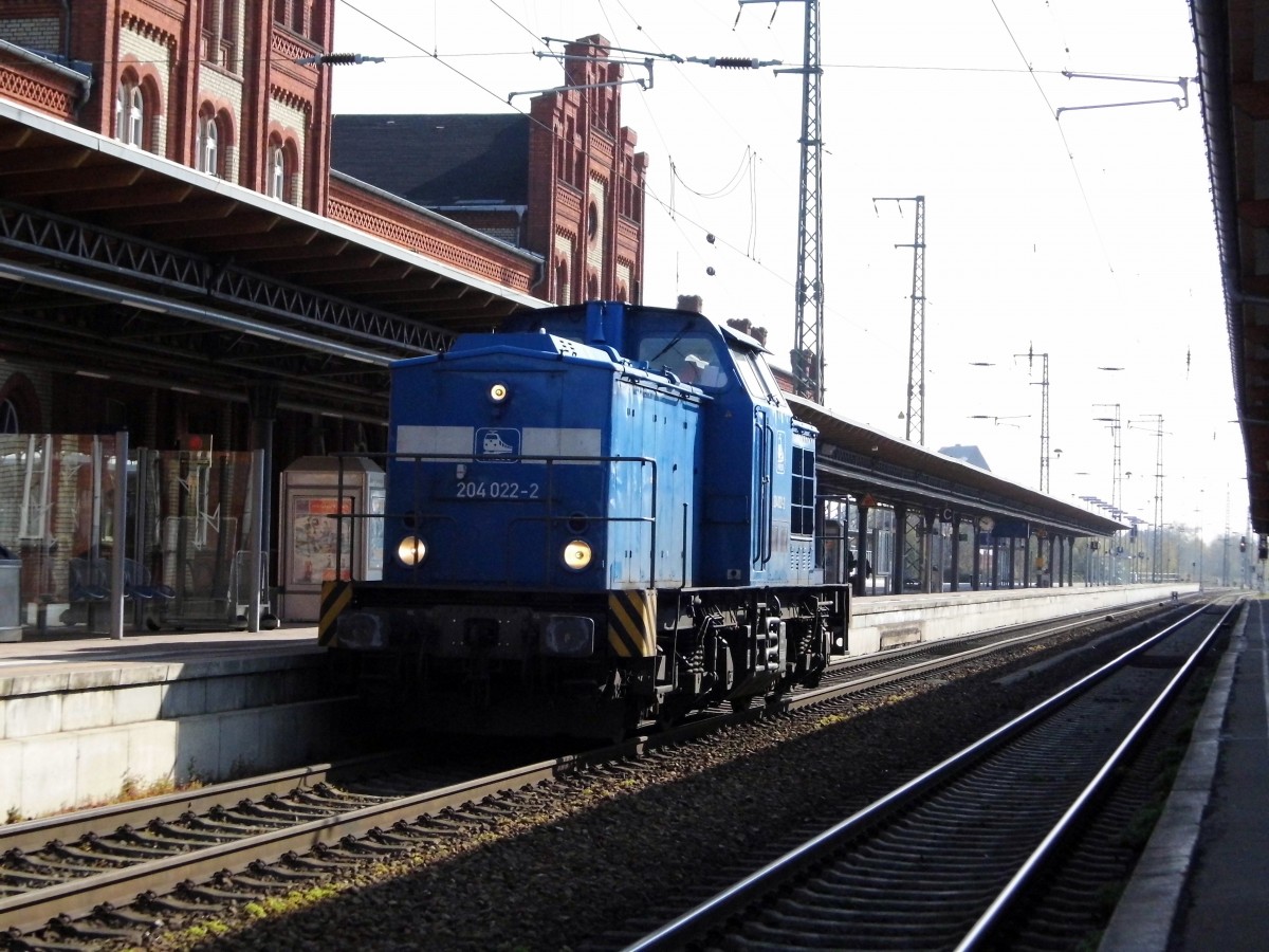 Am 23.04 .2015 kam die 204 022-2 von der Press aus dem RAW Stendal und fuhr weiter in Richtung Hannover .