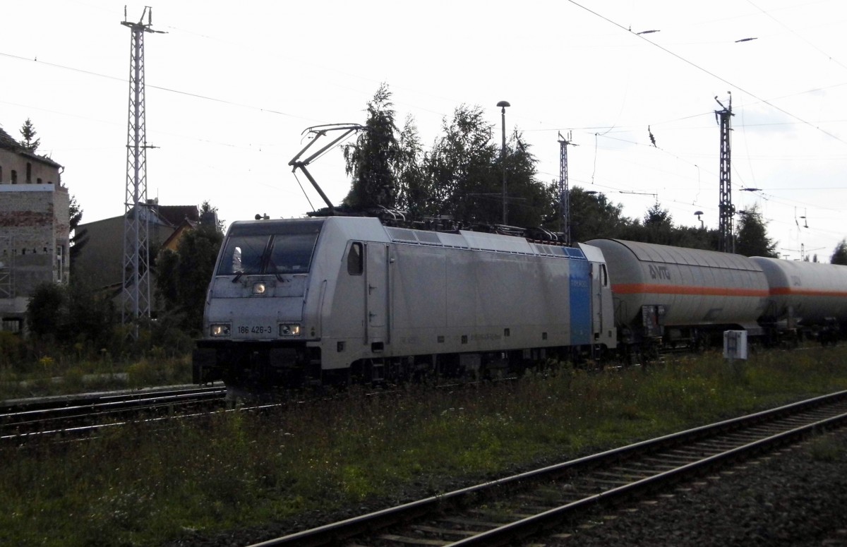 Am 24.09.2015 kam die 186 426-3 von der  LTE Logistik (Railpool) aus Richtung Hannover nach Stendal und fuhr weiter in Richtung Magdeburg .