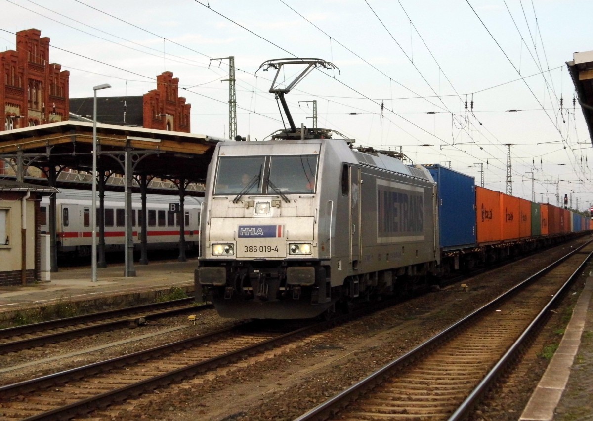 Am 24.09.2015 kam 386 019-4 von der METRANS aus Richtung Magdeburg nach Stendal und fuhr weiter in Richtung Wittenberge .