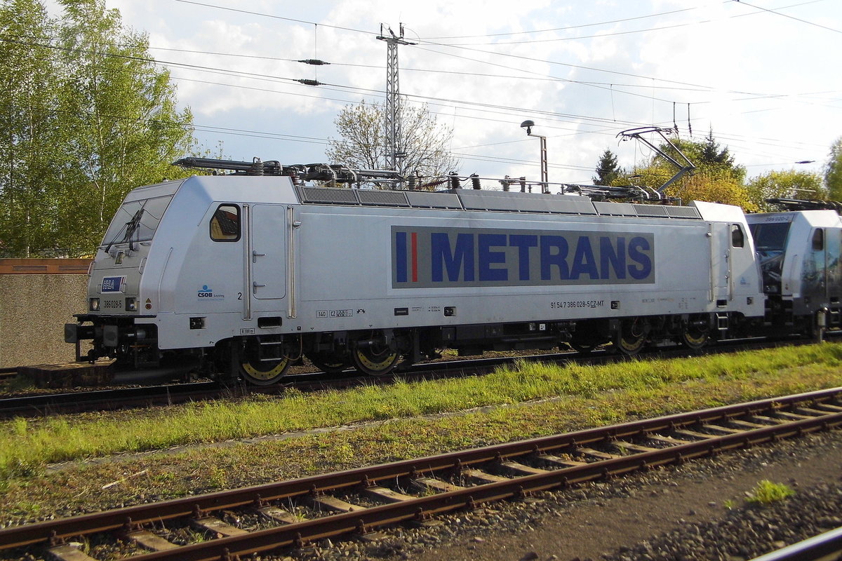 Am 26.04.2017 kamen die 386 028-5 und die 386 020-2 von METRANS aus Richtung Salzwedel  nach Stendal und fuhr weiter in Richtung Magdeburg .