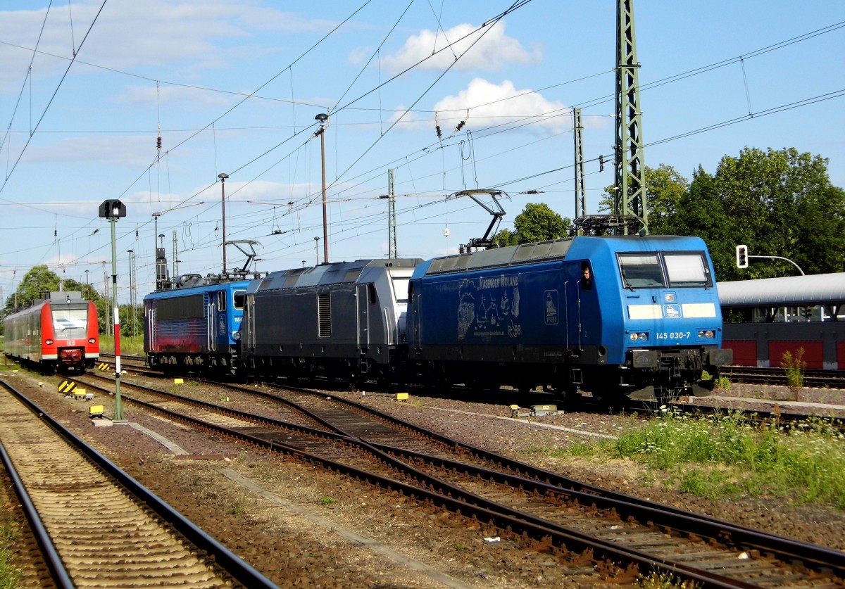 Am 26.07.2015 Rangierfahrt von der 155 045-9 und die 76 110 und die 145 030-7   von der Press in Stendal .