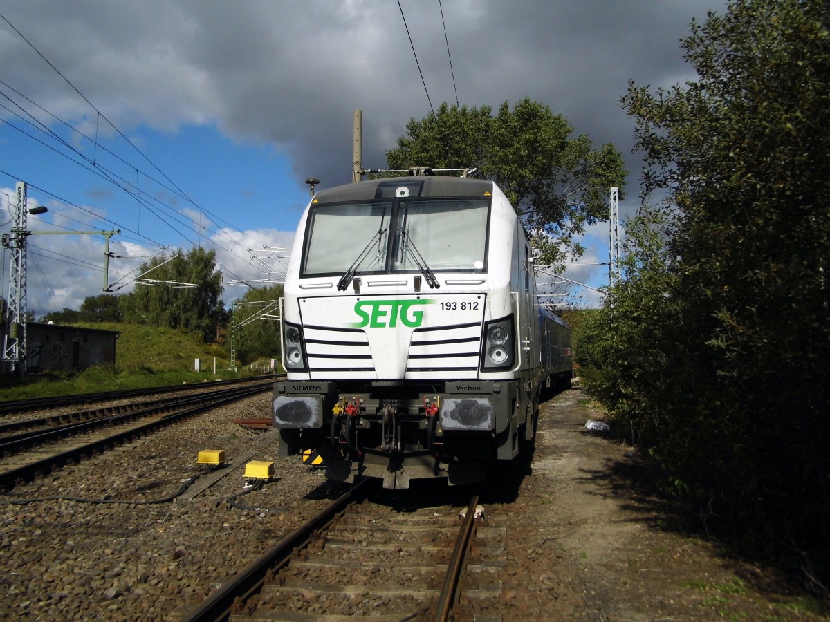 Am 27.09.2015 war die 193 812 von der SETG (Railpool) in Borstel abgestellt .