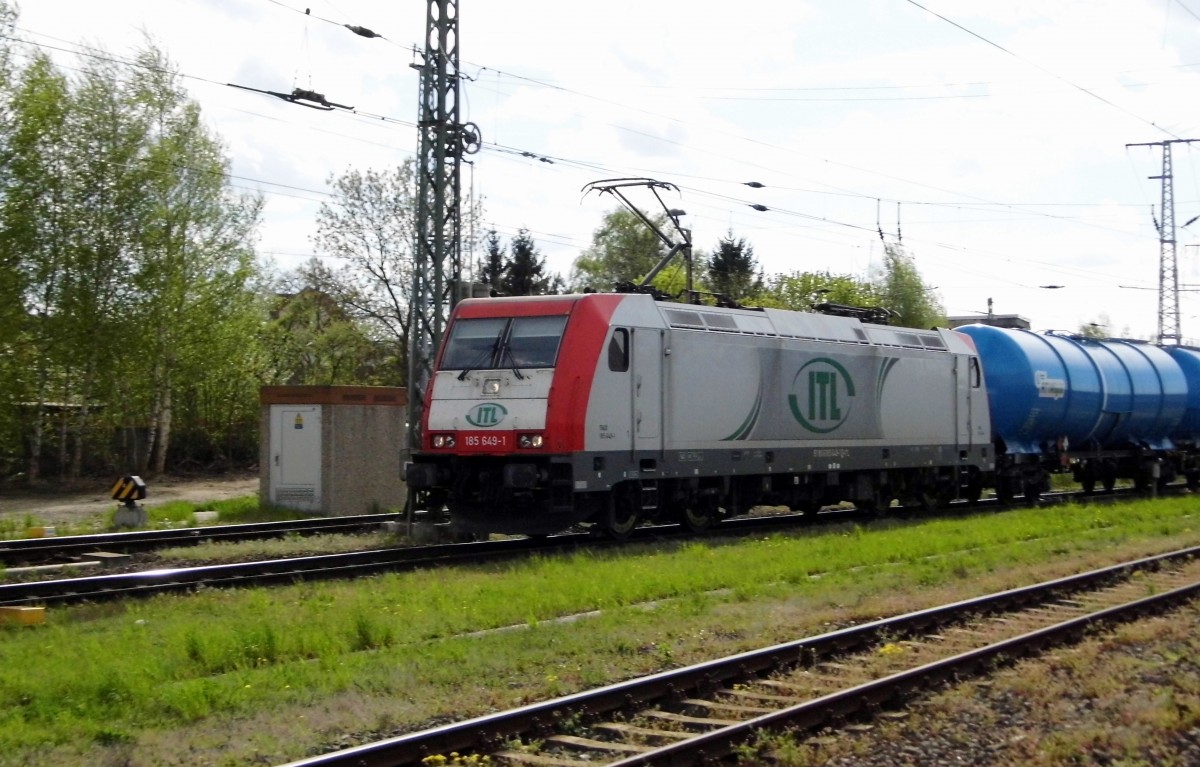 Am 28.04.2015 kam die 185 649-1 von der  ITL  aus Richtung Hannover nach Stendal und fuhr weiter in Richtung Magdeburg .