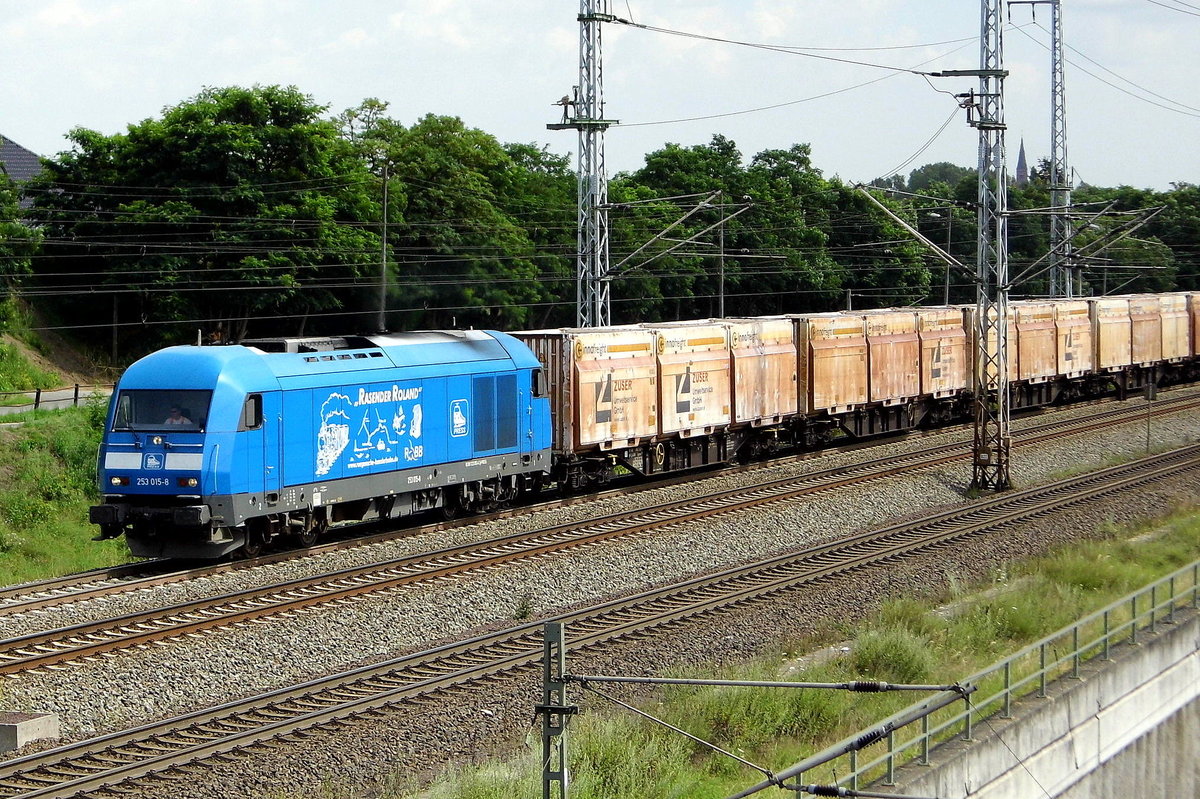 Am 28.07.2017 kam die 253 015-8 von der PRESS aus Richtung Stendal und fuhr nach Niedergörne .