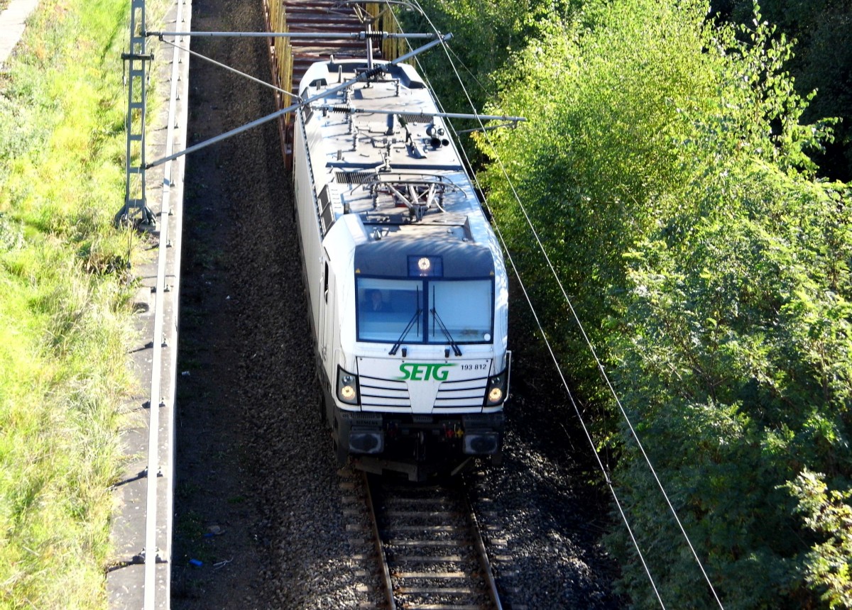 Am 29.09.2015 kam die 193 812 von der SETG (Railpool) aus Stendal und fuhr weiter in Richtung Hannover.